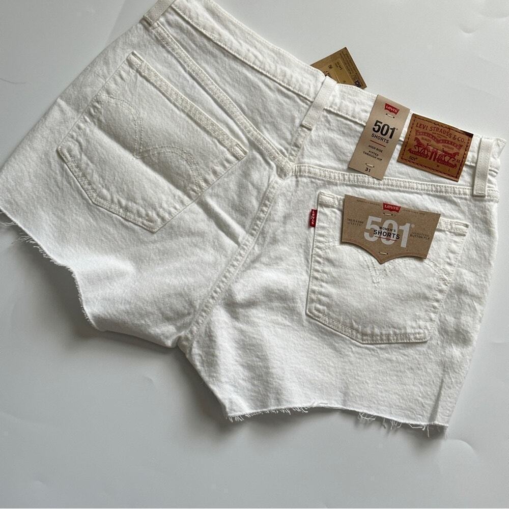Levi's Size 31 Women's 501 High Rise Shorts - In The Clouds